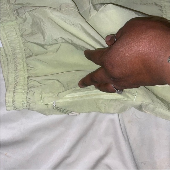 Champion Men's Yellow Shorts - Picture 3 of 4